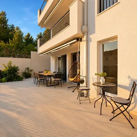 Lapis - Luxury - Shared Pool - Smaragd Appartement Makarska