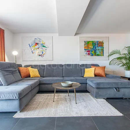 Apartman Lapis - Luxury - Shared Pool - Smaragd Makarska