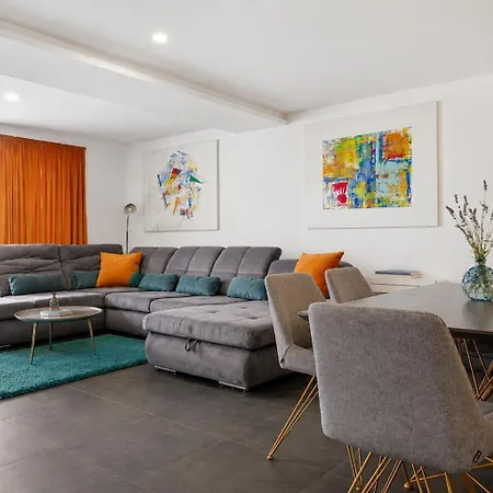 Apartman Lapis - Luxury - Shared Pool - Smaragd *